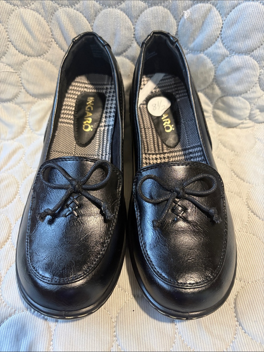 Ingaro Black Leather Bow-Trim Loafers for Women